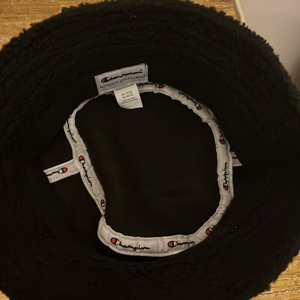 NEW Champion Bucket Hat Teddy Fleece - Picture 6 of 6